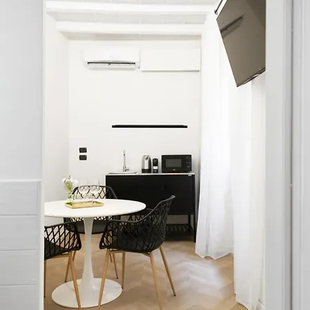 Easylife - In Piazza Del Duomo 3* 코모