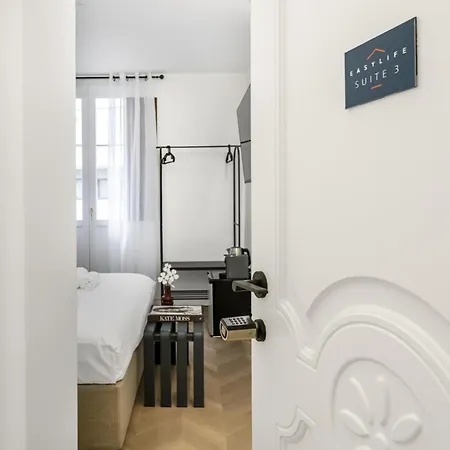 Easylife - In Piazza Del Duomo 3*