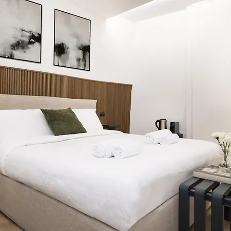 Easylife - In Piazza Del Duomo 3*